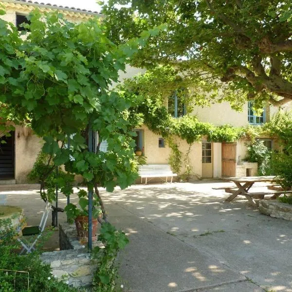 Campagne de Pré Grand, hotel en Saint-Étienne-les-Orgues