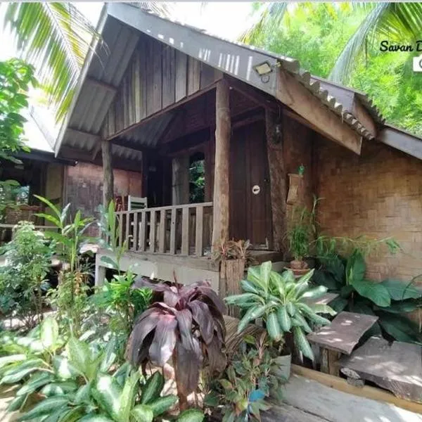 Sala Thongyon - Guest House, hotel in Ban Nalaotay