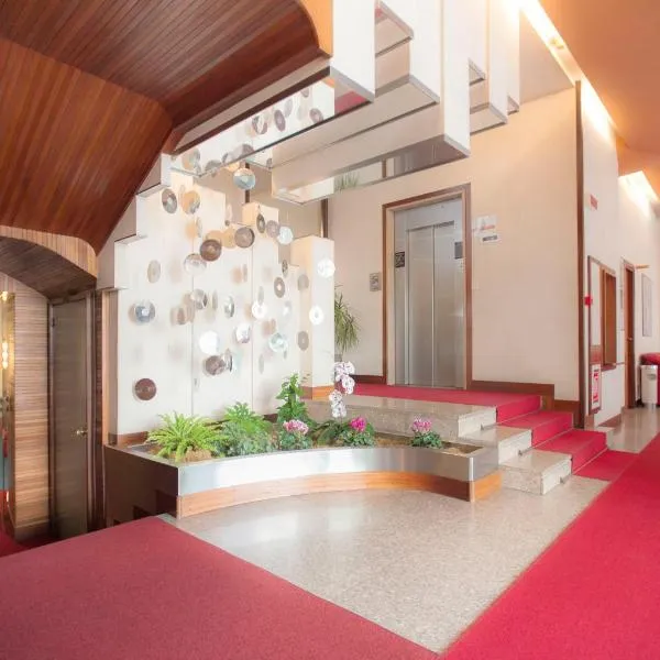 Albergo Residence Italia Vintage Hotel, hotel v destinaci Pordenone