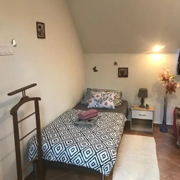 Erdey Apartman, hotel v destinaci Barcs