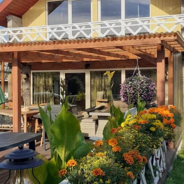 Vetevana kodumajutus, hotel v destinaci Kuressaare