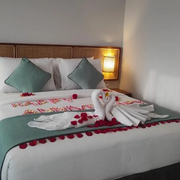 de'Govin Hotel, hotel v destinaci Tjakranegara