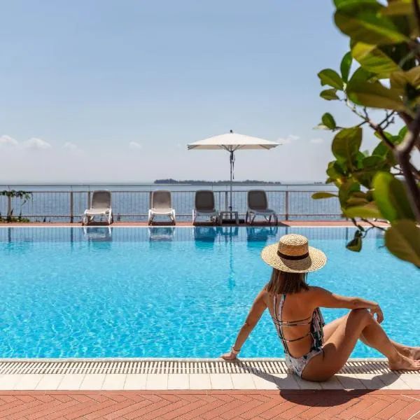 Hotel Villa Florida & Suite Apartments, hotel v destinaci Gardone Riviera