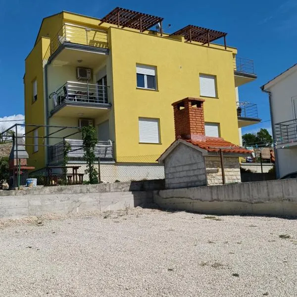 Apartmani Sunčev sjaj, hotell i Rtina