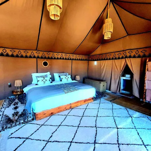 Sahara Luxury Merzouga Camp, hotel in Merzouga