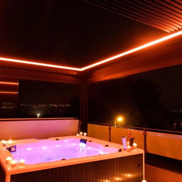 SuiteDreams - Sky Suite - Liège, hotel v destinaci Lutych