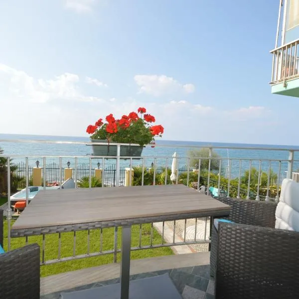 Residenza Marina, ξενοδοχείο σε Riva Ligure