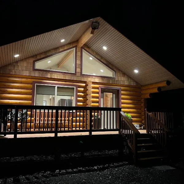 Clear creek cabin, hotel in Seward
