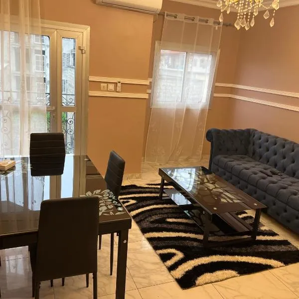 Ladydie House, hotel v destinaci Douala