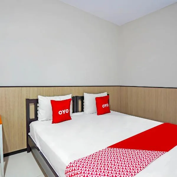 Super OYO 91710 Hotel Anugerah – hotel w mieście Jember