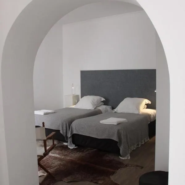 GALLE - Suite dos Infantes, hotel in Beja