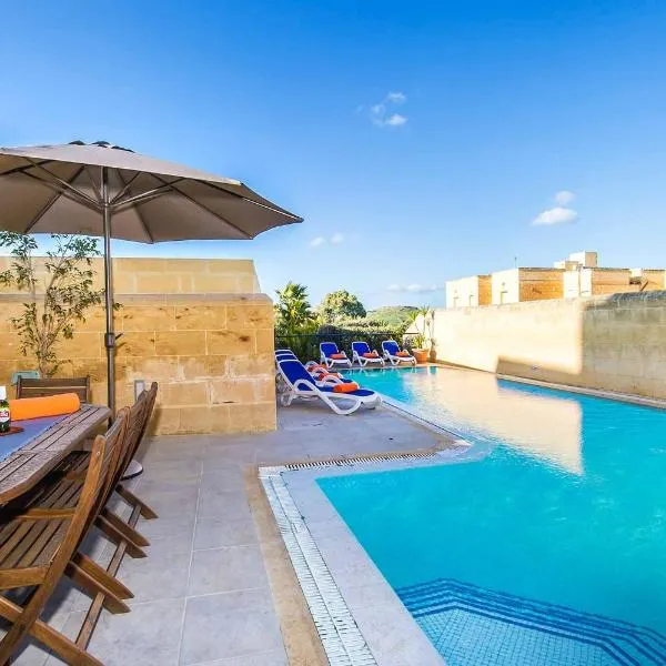 Four Winds Holiday Home, hotel v destinaci Kerċem