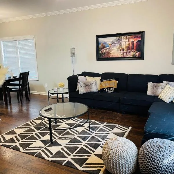 Stylish and Cozy Retreat, hotel v destinaci Buford