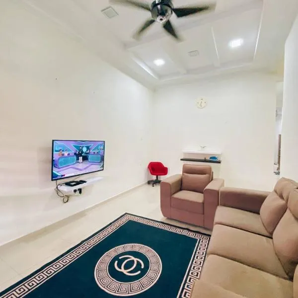 Rawyna homestay segamat, hotel v destinaci Segamat