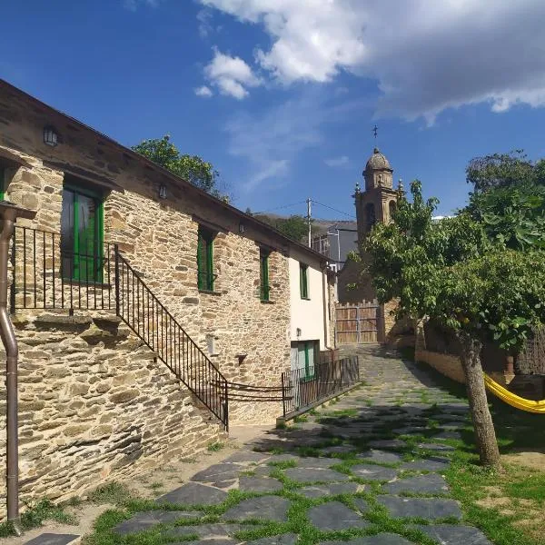 Eco dos Teixos, hotel a Xares