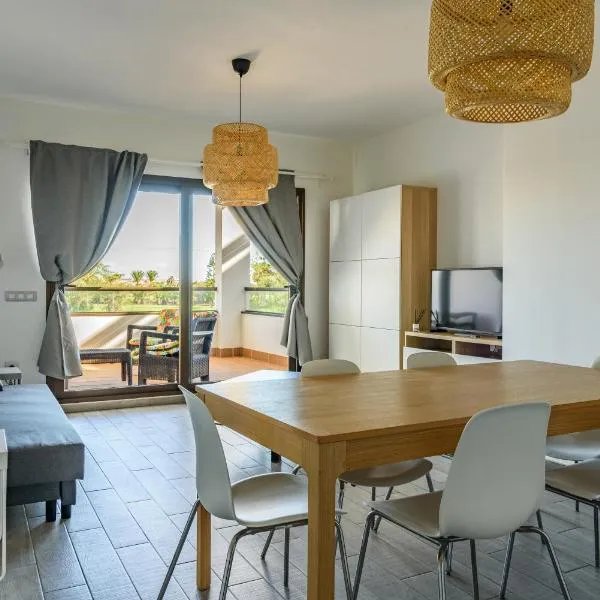 Modern apartment in residential complex with pools, hotel v destinaci Costa de Antigua