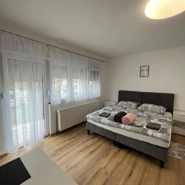 OPG - ZM APARTMANI MARTINOVIĆ, hotel v destinácii Novska