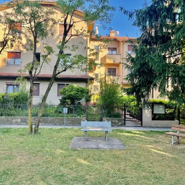 Grazioso appartamento in residence a due passi dal parco di Monza con posto auto, готель у місті Lesmo