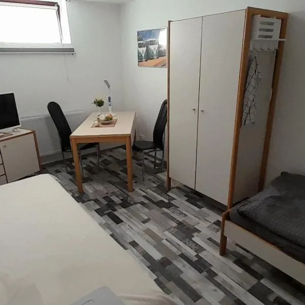 Gästezimmer Salzgitter II in Wolfenbüttel, hotel v destinaci Wolfenbüttel