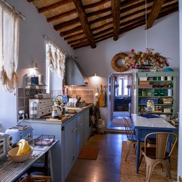 Bird House, hotel in Torrita Tiberina