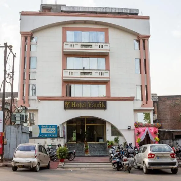 Hotel Yatrik, hôtel à Jhansi