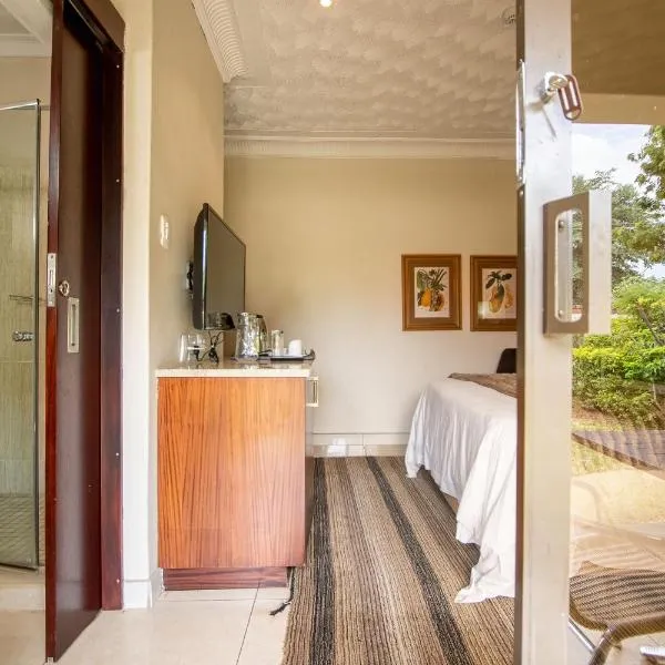 The Victoria Falls Deluxe Suites, hotel in Victoria Falls