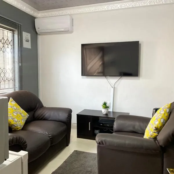 Makhedams guest house, hotel di Newlands