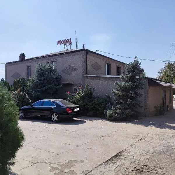 Jasmin, hotel v destinaci Artashat