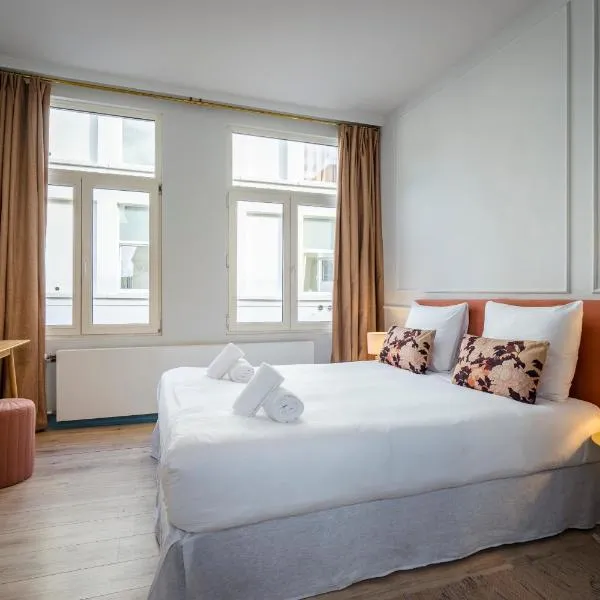 SHWAY - The Saffron Dress, hotel v Antverpách
