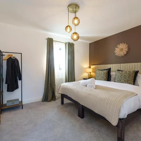 Alba - 2 Bedroom Luxury Apartment by Mint Stays, hotel in Bristol