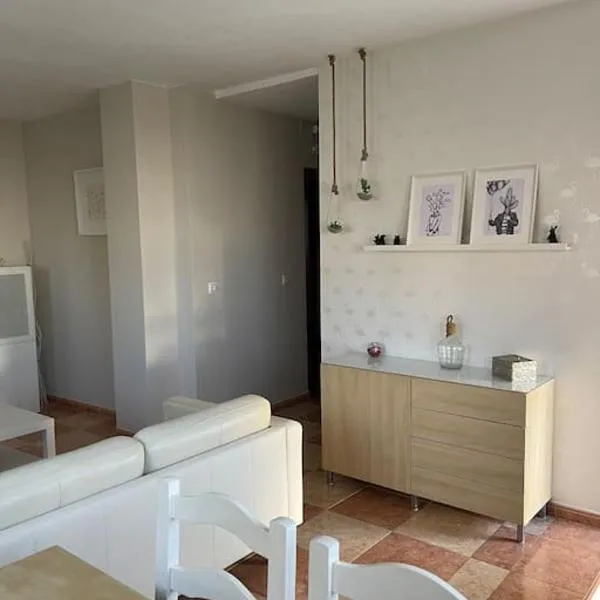 SlowHome Rota, hotel sa Rota