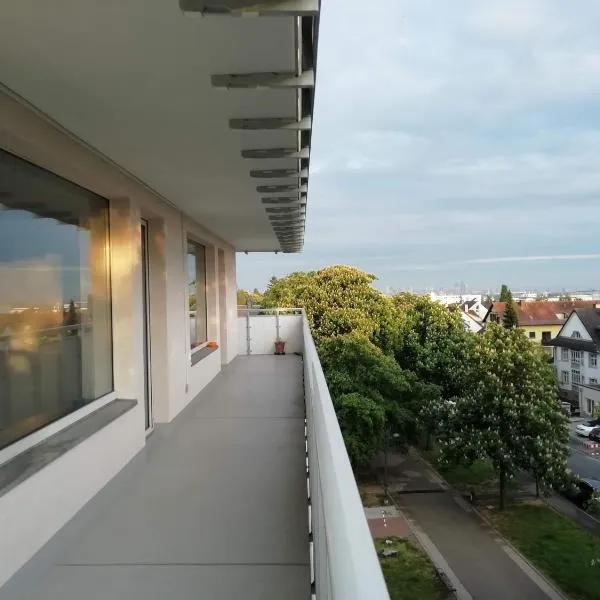 Apartment Frankfurt City View - Oberursel、オーバーウルゼルのホテル