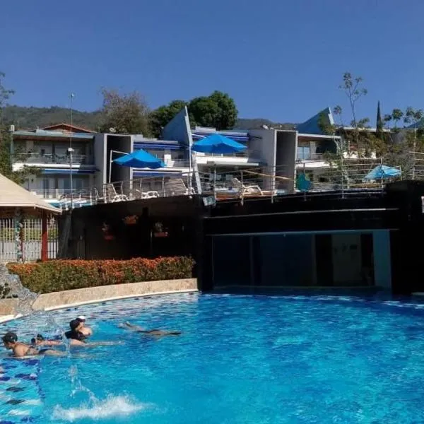 Condominio Terrazas del Sol, hotel in Sopetran