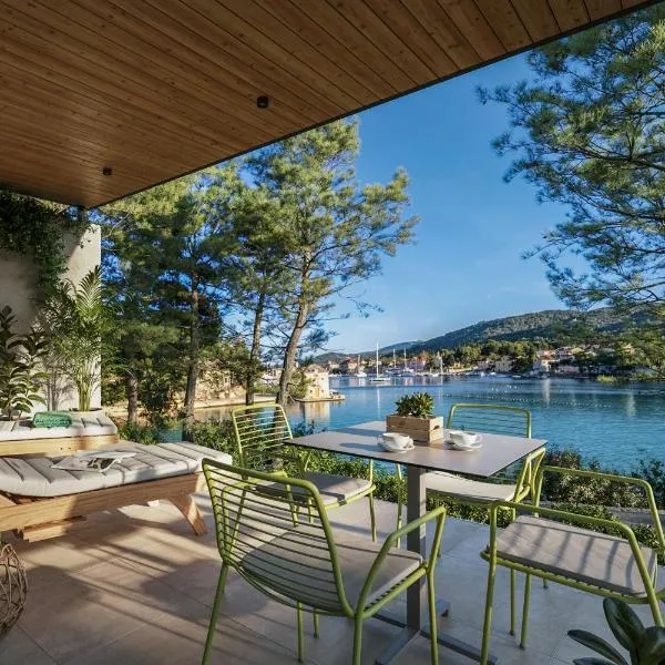 Valamar Amicor Resort, hotel v Starom Grade