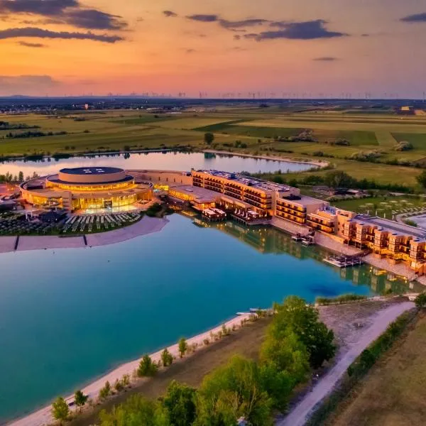 St. Martins Therme & Lodge, hotel in St. Andrä am Zicksee