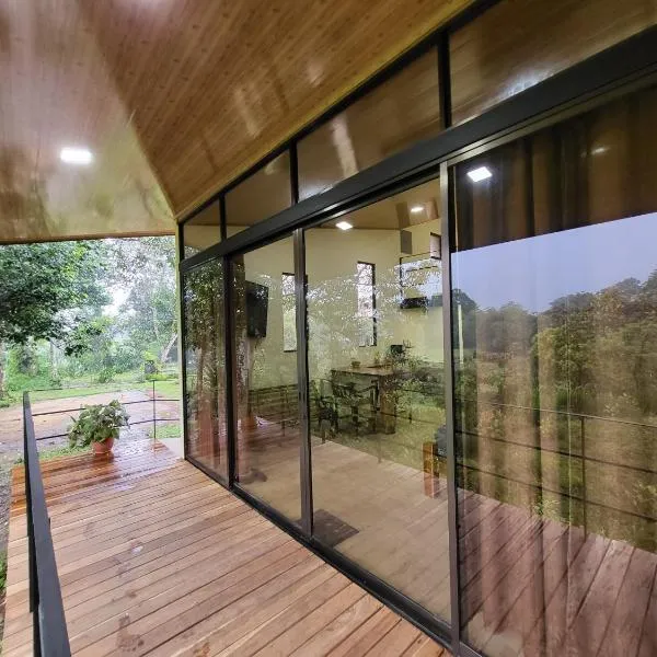 Modern Loft inside a beautiful farm, hotel v destinaci General Viejo