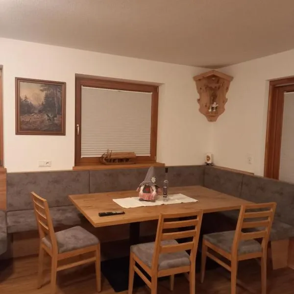 Großzügiges Apartment Georg Mayrhofen Barrierefrei, ξενοδοχείο σε Hollenzen