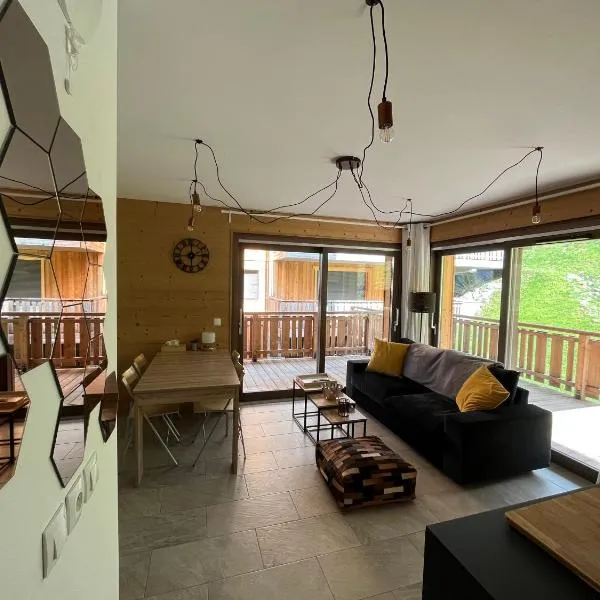 Châtel - Appartement 4-6 personnes - Les Châlets des Freinets C203，沙泰勒的飯店