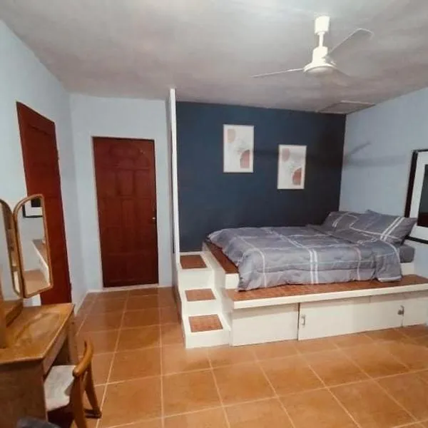 Affordable Staycation Home for 2-3 People!, hotel in Dauin