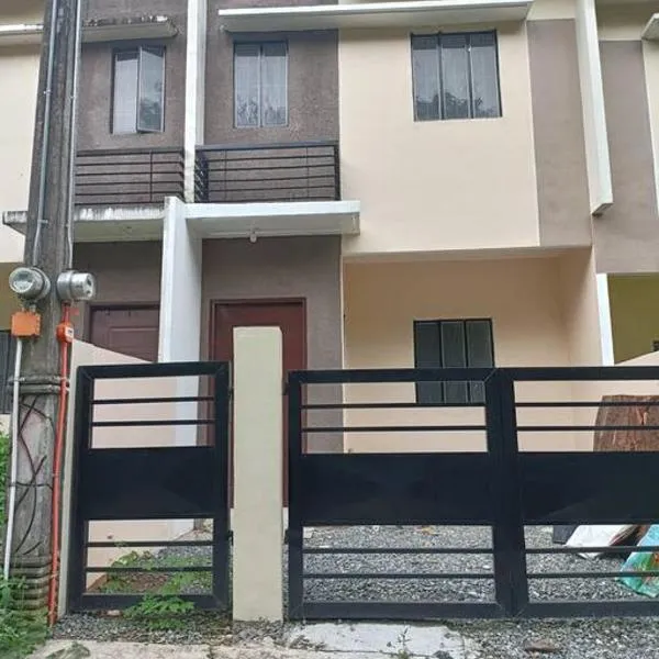 LJ's transient house Northridge Grove, Bria Homes, Tungkong Mangga, SJDM, hotel v destinaci Santo Cristo
