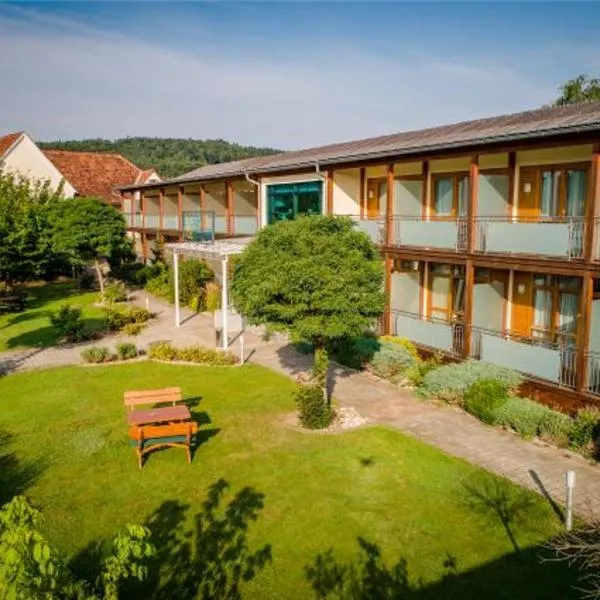 Hotel Locker & Legere, hotel in Gutenberg an der Raabklamm