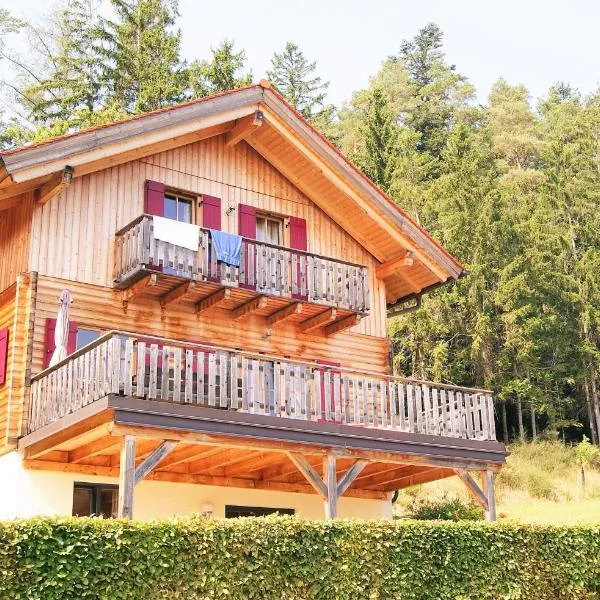 Großes Ferienhaus mit 5 Schlafzimmer & 4 Bäder, hotel v destinaci Pöllauberg