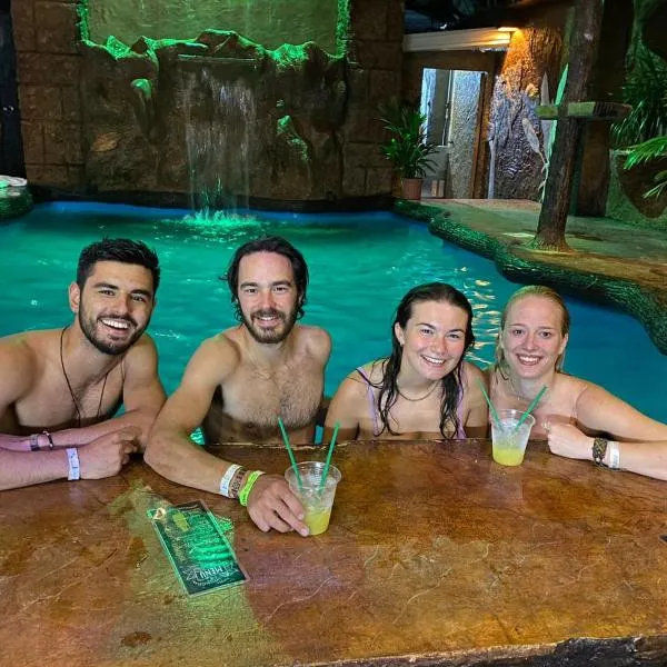 Arenal Poshpacker Boutique Urban Tropical Hotel, hotel em La Fortuna