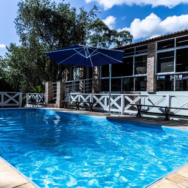 Chácara 8 suítes Piscina Churrasqueira 40min de SP