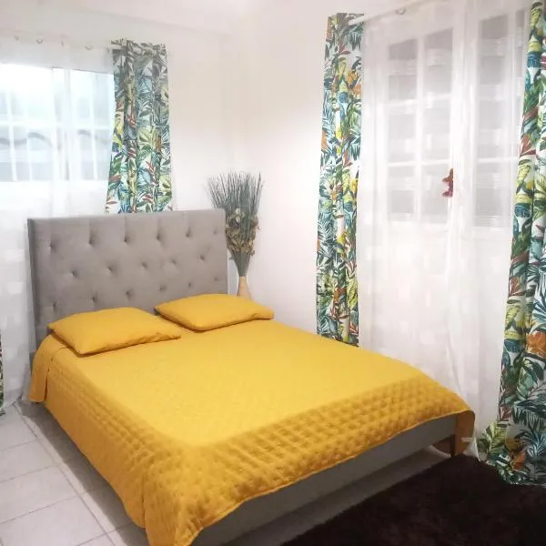 Charmant logement avec spa/petit-déjeuner inclus., hotel v destinaci Pointe-Noire