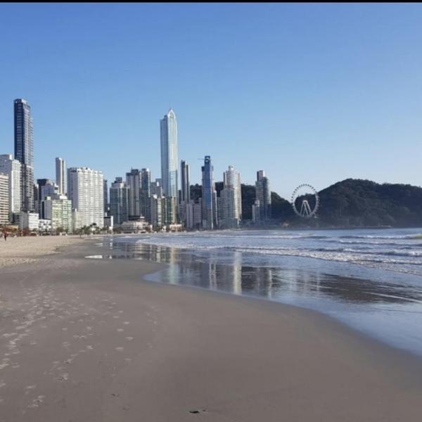 Apartamento TOP 2 quartos e 2 vagas garagem