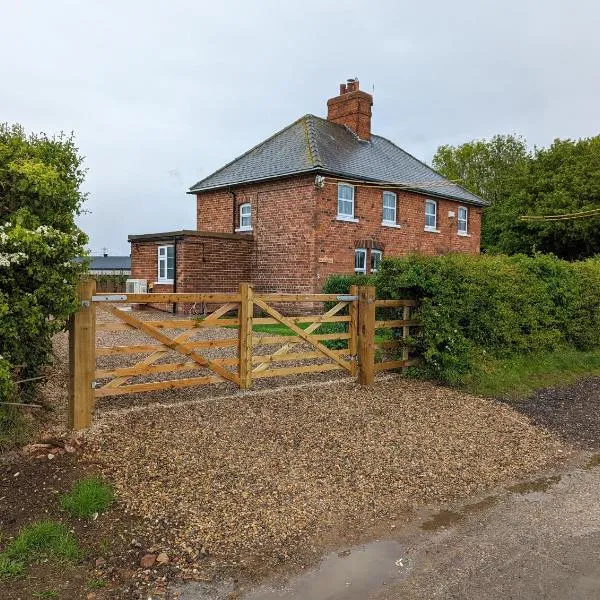 2 Lane End Cottages, hotel in Hull