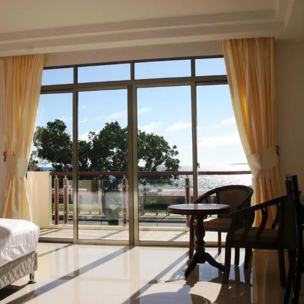 Emerald Hotel & Restaurant, hotel v destinaci Nuku‘alofa