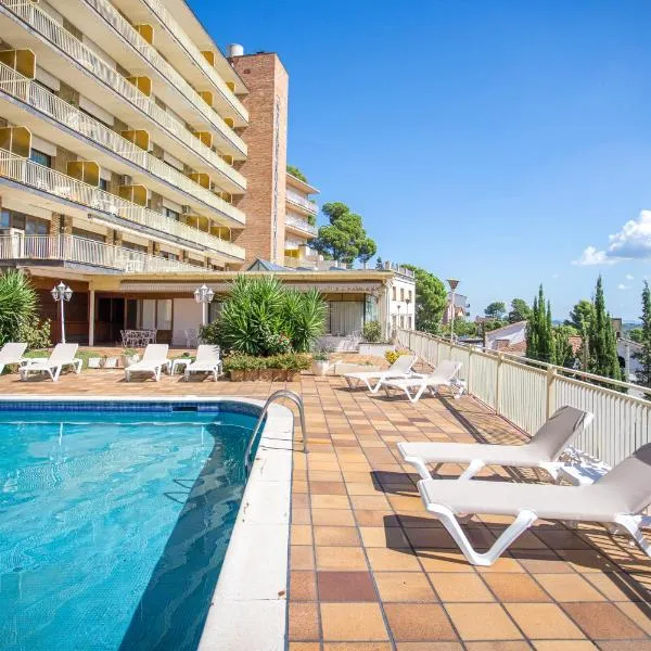 Can Fisa Hotel & Apartments, hotel a Martorell