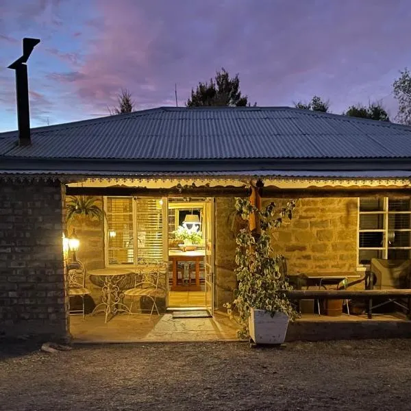 Ou Klipskuur Self-Catering Accommodation, hotel in Fraserburg